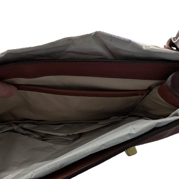 Coach Legacy Gusseted Leather bag - Picture 5 of 8